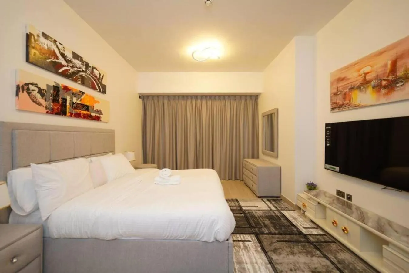 Apartment Brown Stone Holiday Homes Me Do Re Dubai