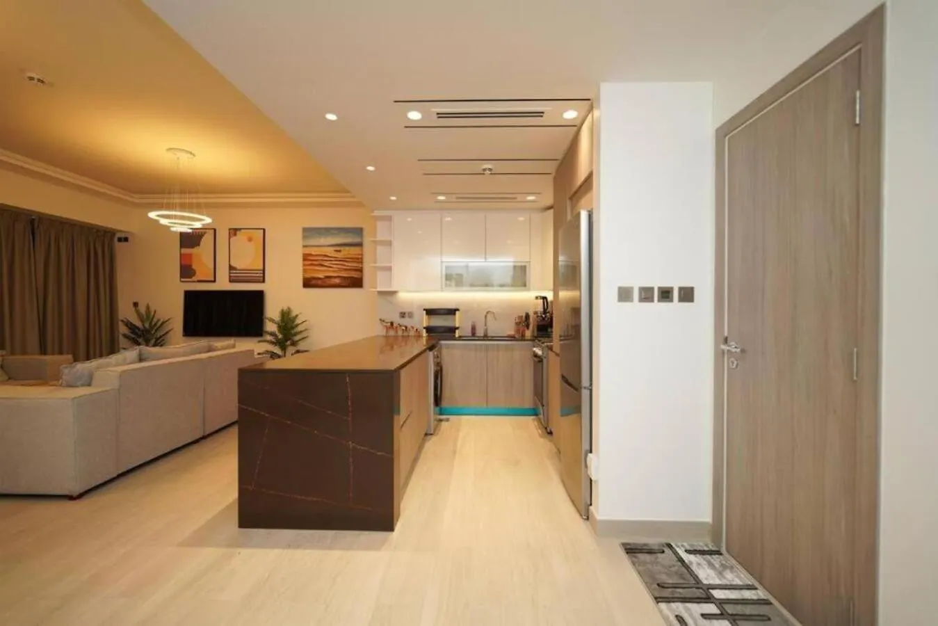 Brown Stone Holiday Homes Me Do Re Dubai