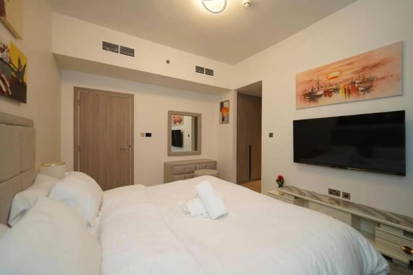 Brown Stone Holiday Homes Me Do Re Dubai Apartment